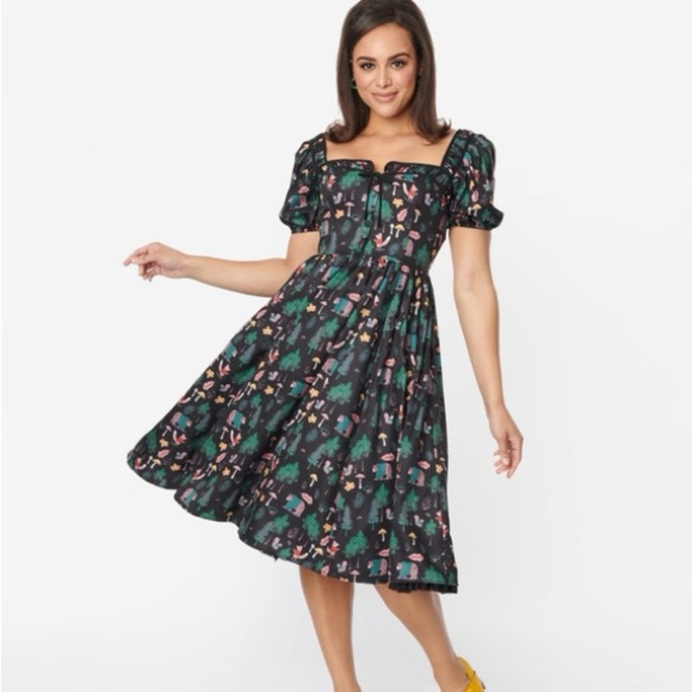 Unique Vintage Black Woodland Creature Button Front Dress XL/14